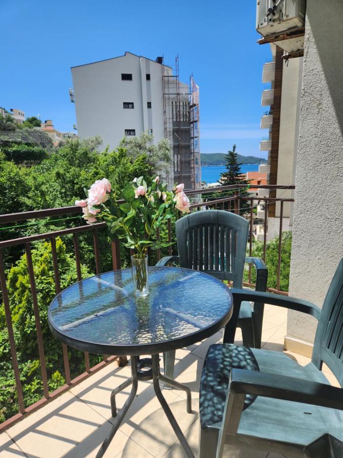 Bela Kuca Studio Apartments-Na Korak Do Mora-A Step To The Sea رفايلوفيتشي المظهر الخارجي الصورة